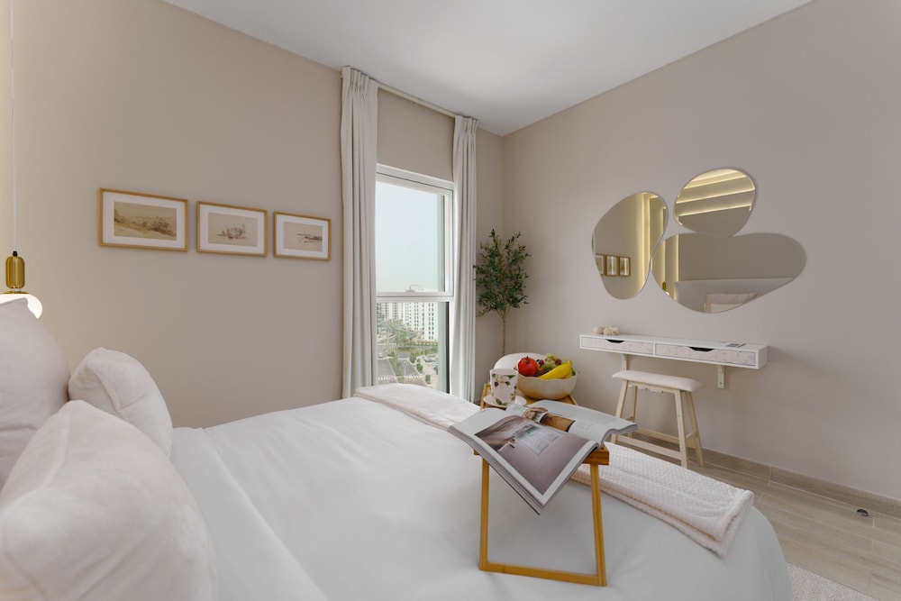 Charming Retreat w Panoramic Views on Yas Island
