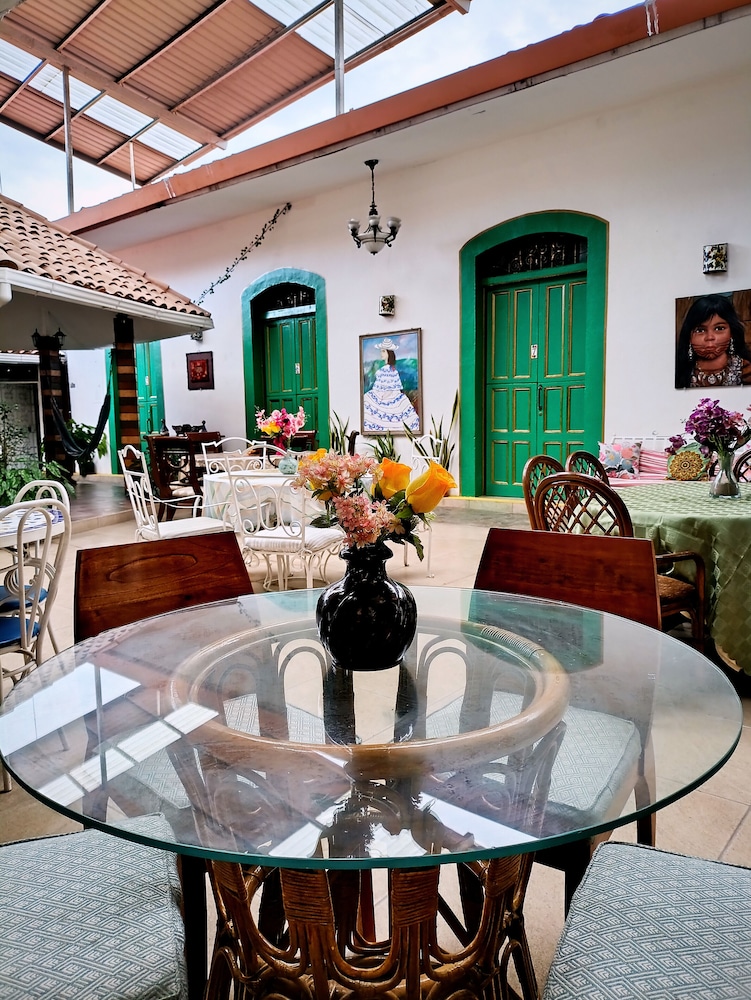 Hotel Las Catalinas Antón