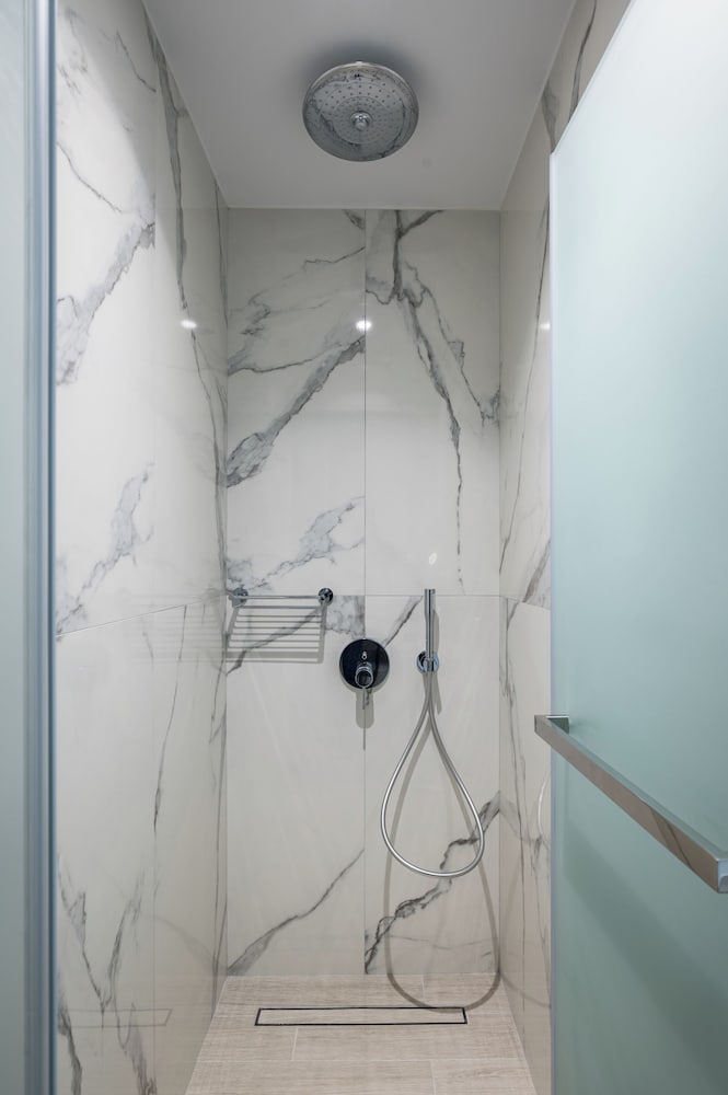 The 7 Suites, An Elegant Living in Ipsos by Konnect