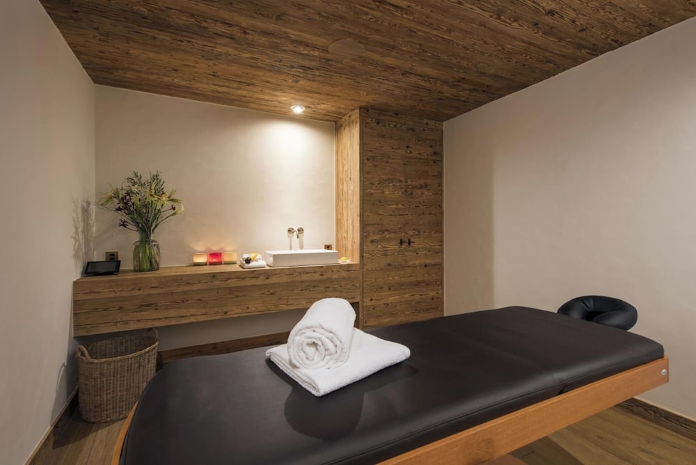 Alpine Luxury Chalet Konk in Switzerland