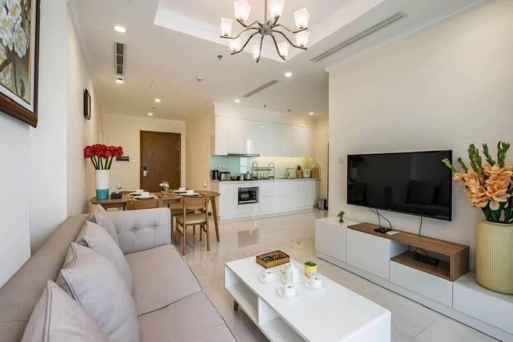 Wow! Homes by Christine - Vinhomes Luxury