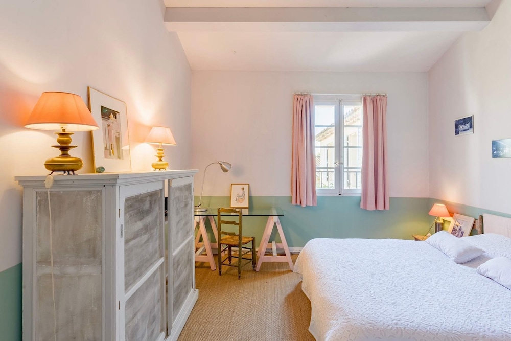 New Bastide Couronne d Aix Luxury in Aix-en-provence A Sophisticated Retreat for Families and Friends