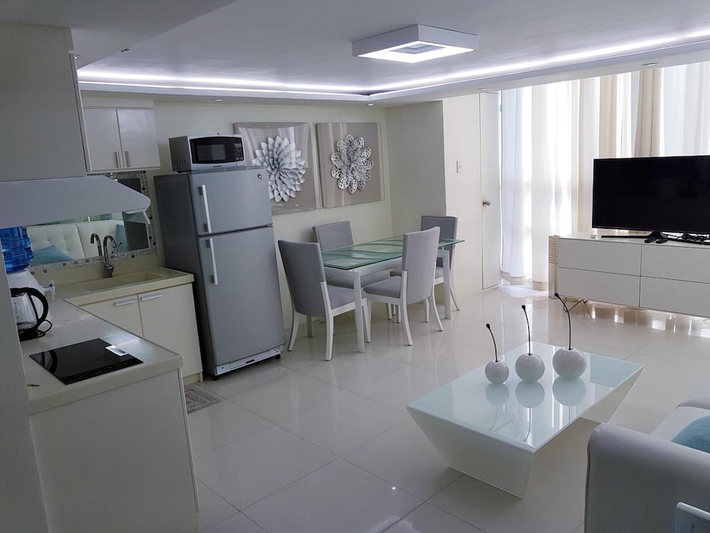 Cebu Vacations - Escario Central Hotel - Property Image 38