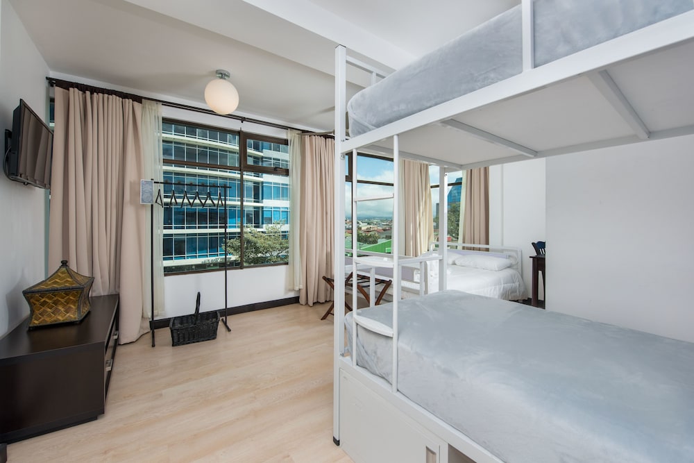 Hotel del Paseo - Hostel