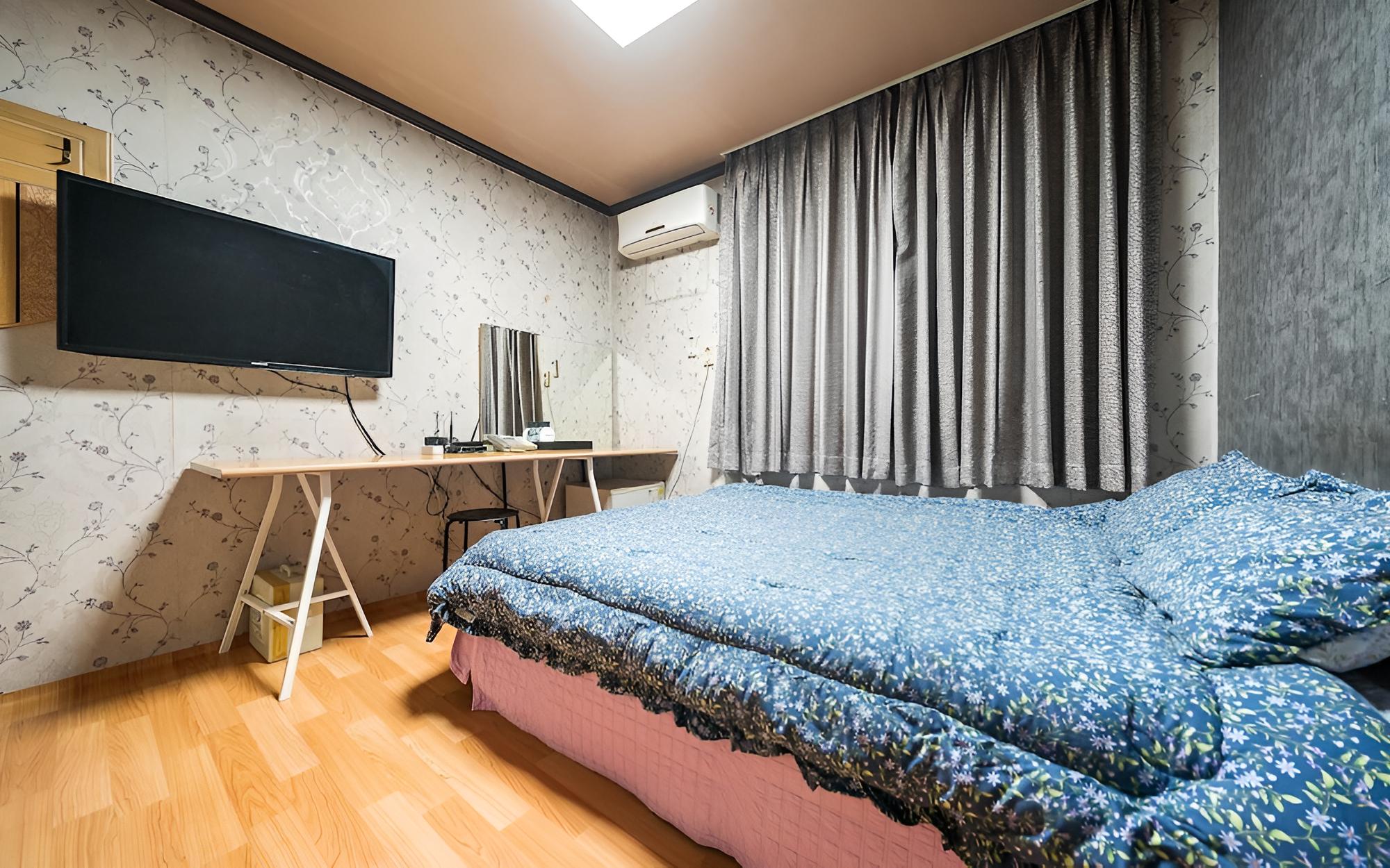 Yeongwol Cheongryeong Motel view 2
