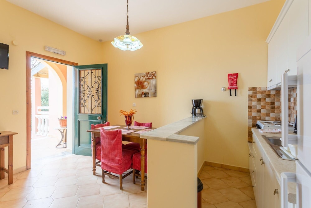 Villa Thespina Large Private Pool Walk to Beach Sea Views A C Wifi - 2280 view 2