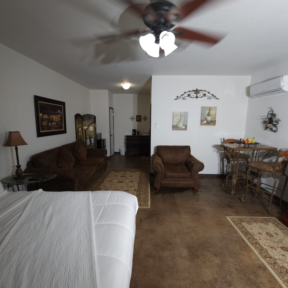 Unit 3 Champagne Terminal Stylish Stay
