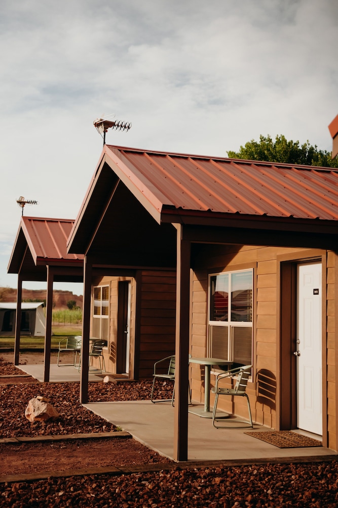 Dukes Slickrock Campground & RV Park
