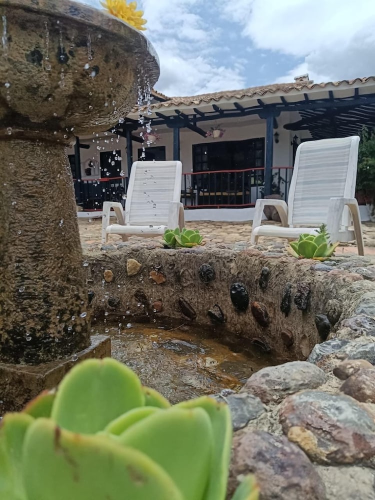 ESTANCIA VILLA BLANCA