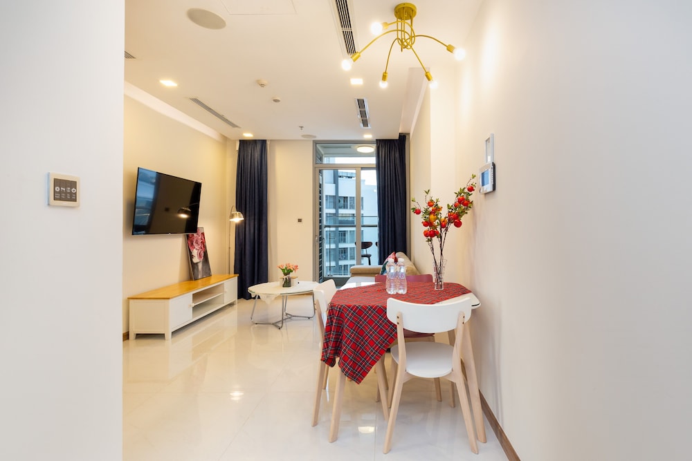 An Corner Vinhomes Central Park 2bedrooms