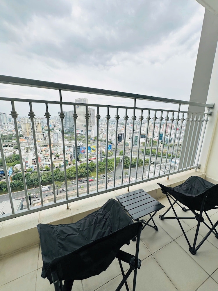 Landmark 5 Vinhomes Central Apartment