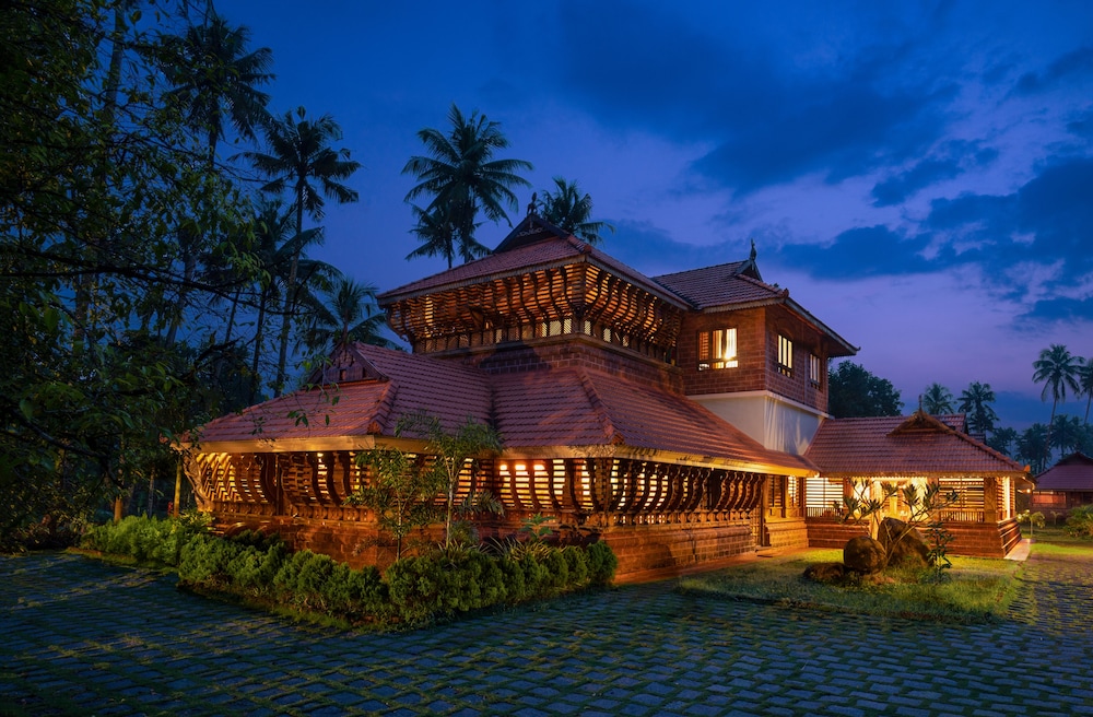 Neelambari Ecotourism Thrissur Aratupuzh