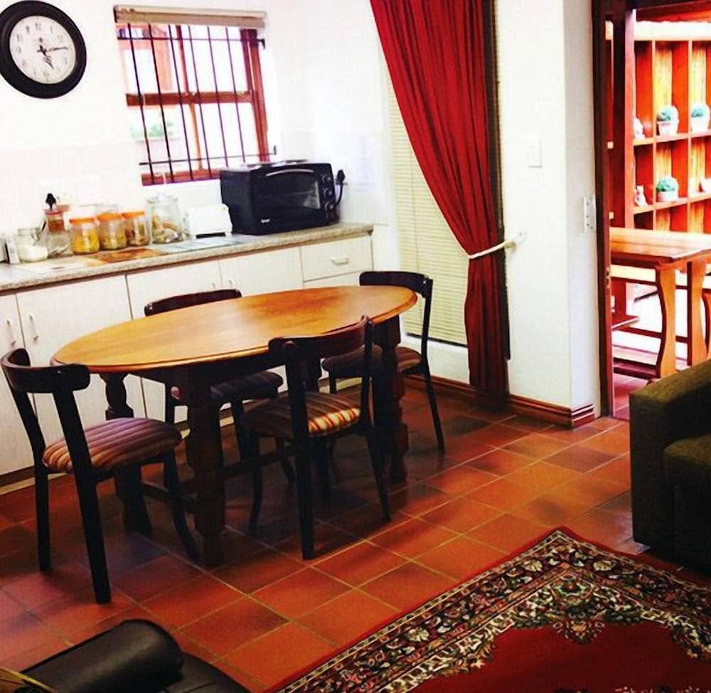 Magnolia Place Guest House