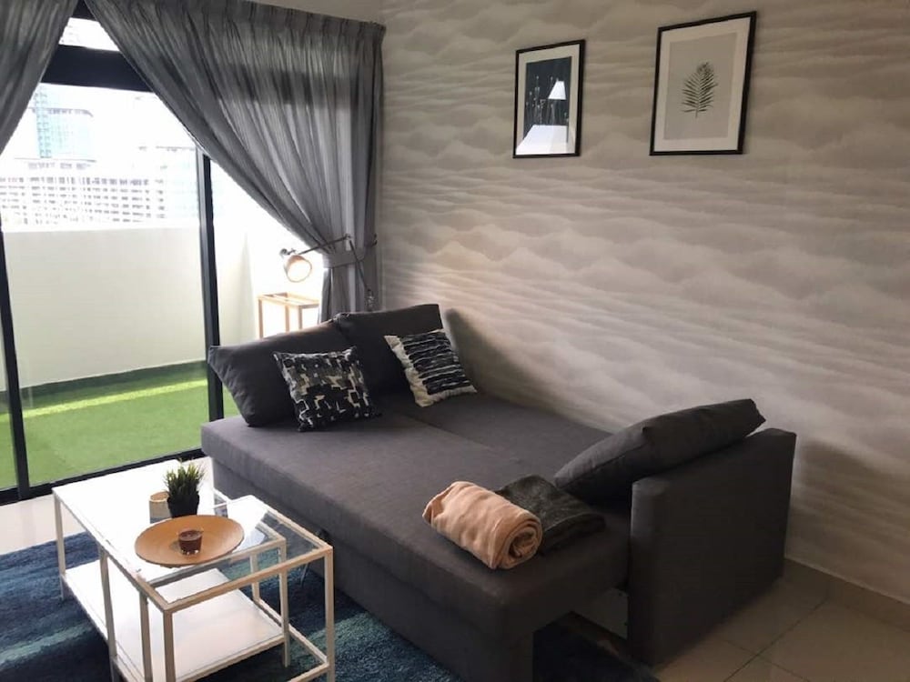 Cozy Condo at The Meridin Medini