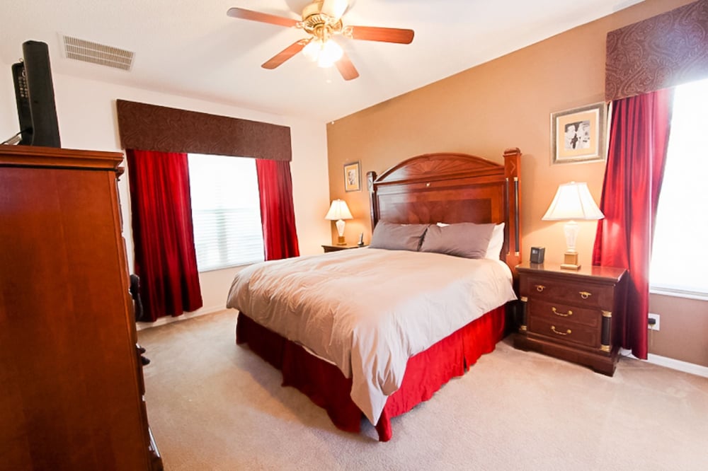 7BR 4.5BA Home in Emerald Island Resort by CV-2767 - Image 5