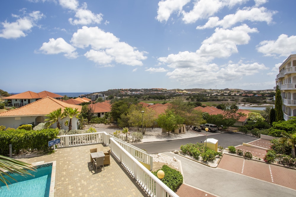 Blue Bay Apartments