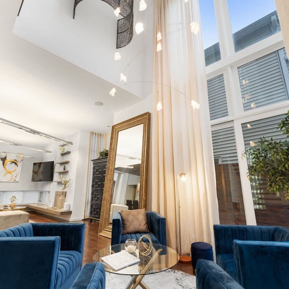 5BR 5BA Architectural Estate-theatre Gym Rooftop
