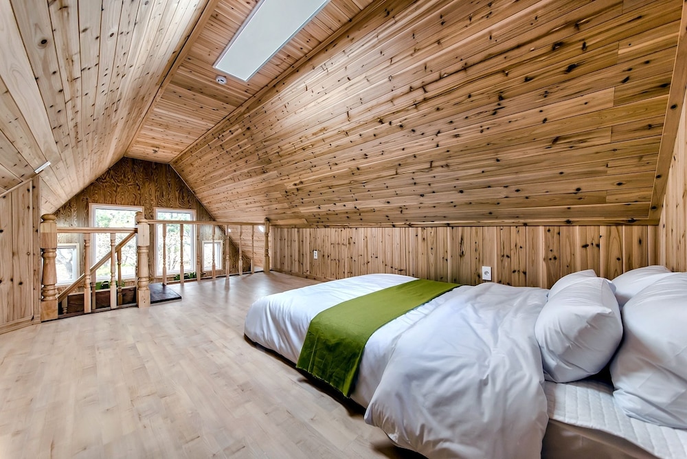Browncabin Pension