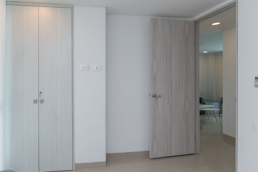 Deluxe Condo W Amenities & Beach view 3