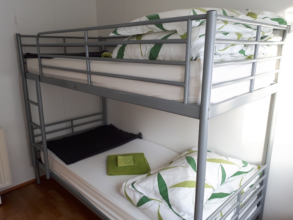 Brúnalaug Guesthouse Holiday Home