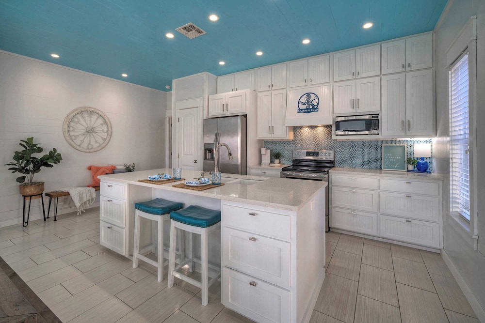 Pool Access, Private Patio Living, Near the Beach Seahorse Cove by Avantstay