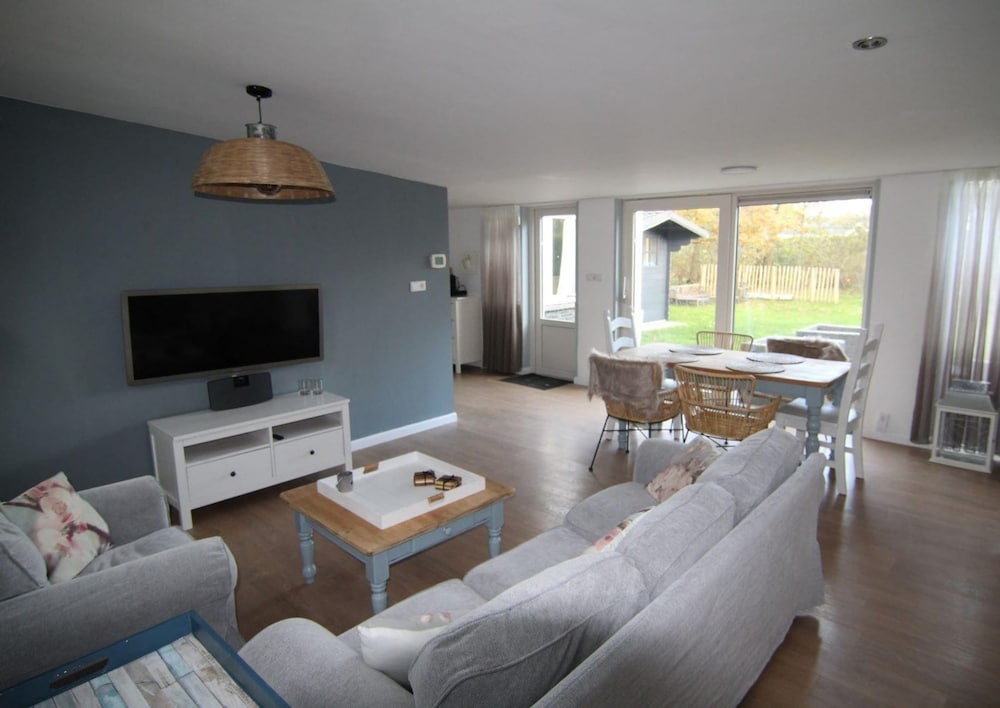 Furnished Bungalow Near Beach