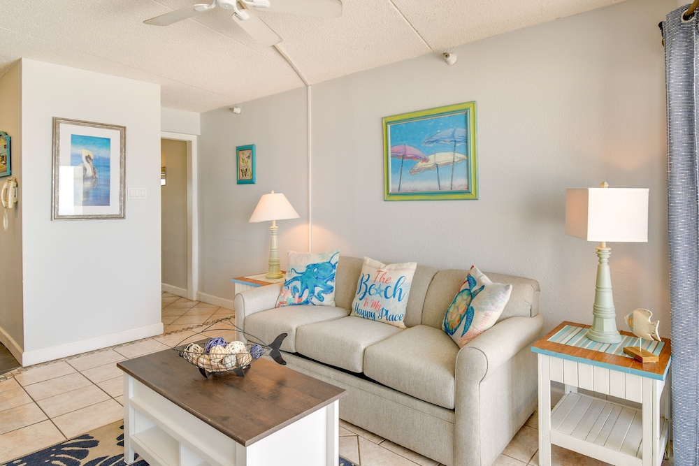 Orange Beach Condo w/ Pool Access & Gulf Views! view 4