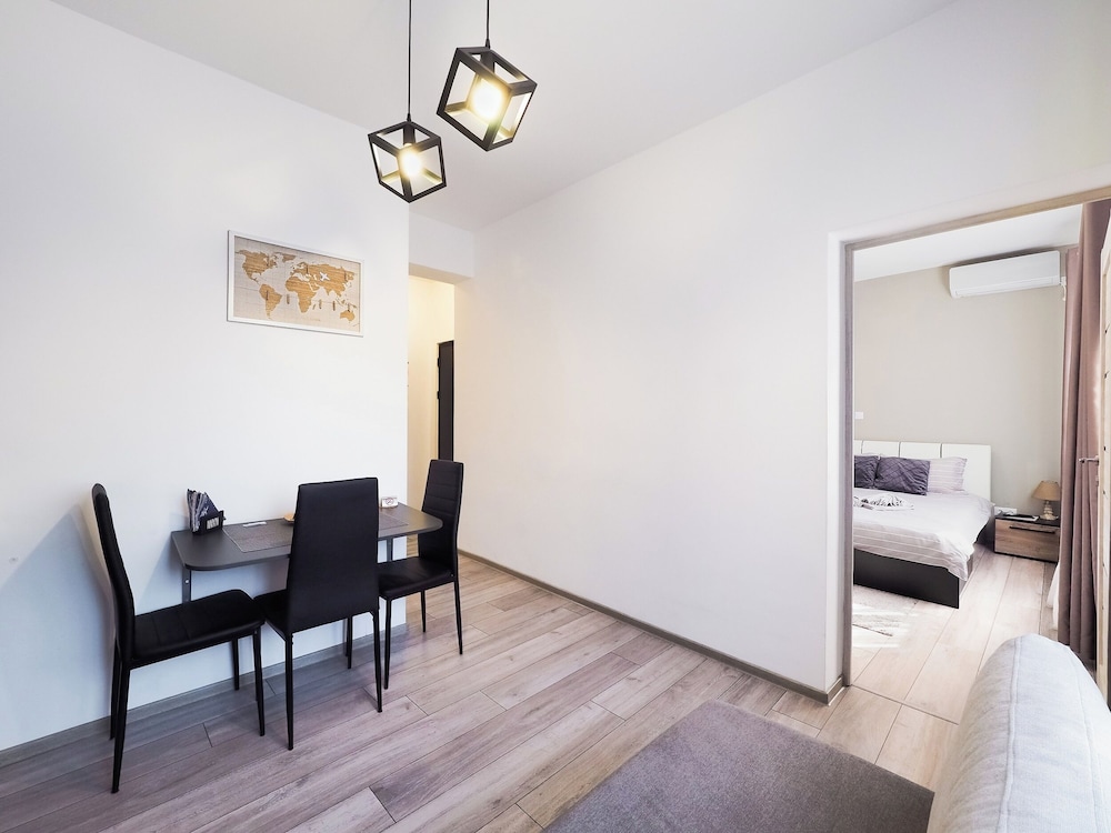 Ben Apartments