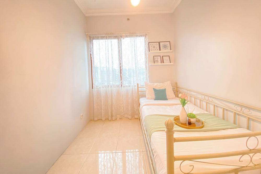Gorgeous 2Br At Grand Setiabudi Apartment