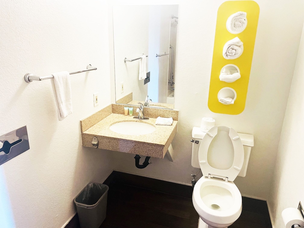 Willow Lodge Willoughby – Cleveland Mentor view 3