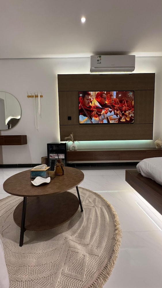 Suites OrbitNet Compound