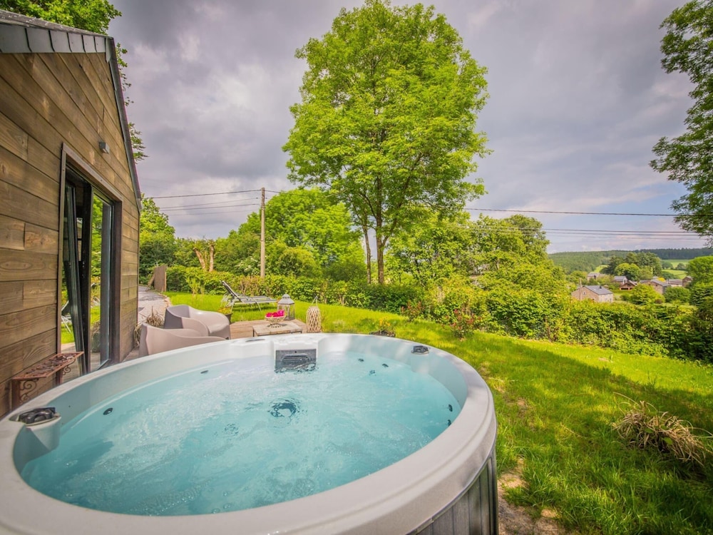 Holiday Home in Ferrieres With Garden