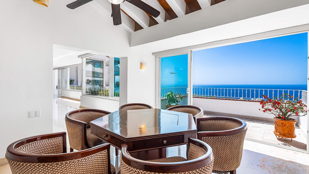 HOLT Grand Miramar Residences