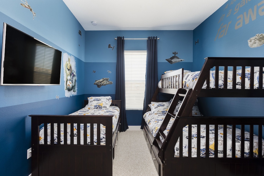 Summerville Vacation Homes by Columbia Management