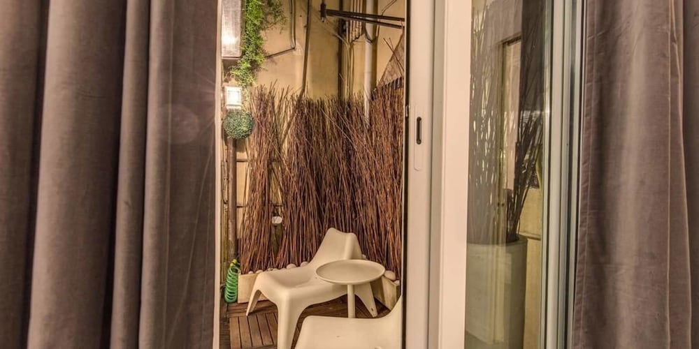 Vicolo delle grotte Campo di fiori