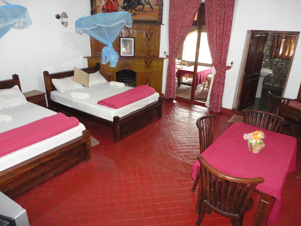 Castlereigh Holiday Bungalow
