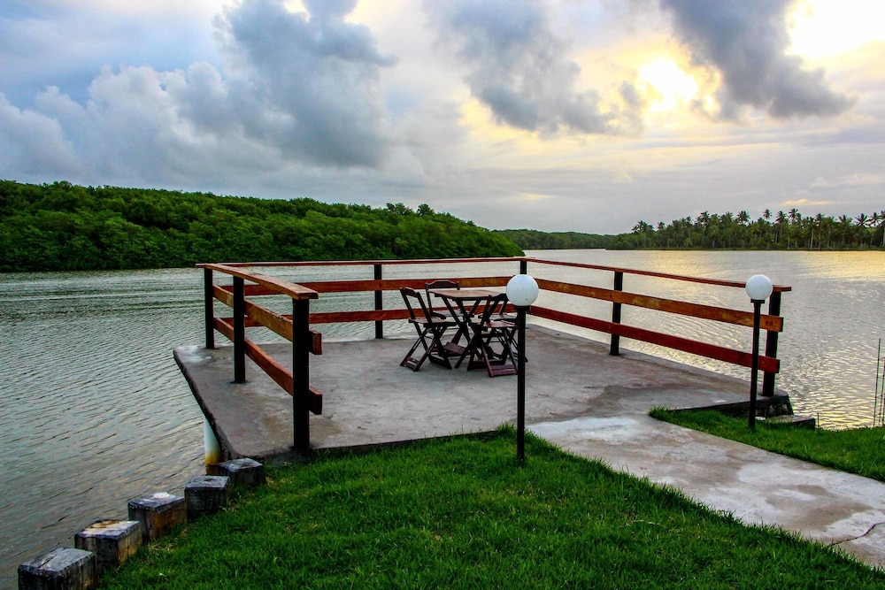 Makaira Beach Resort