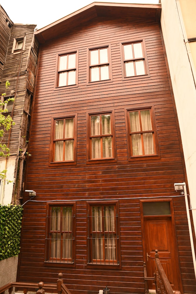 Nuray Hotel - Image 7