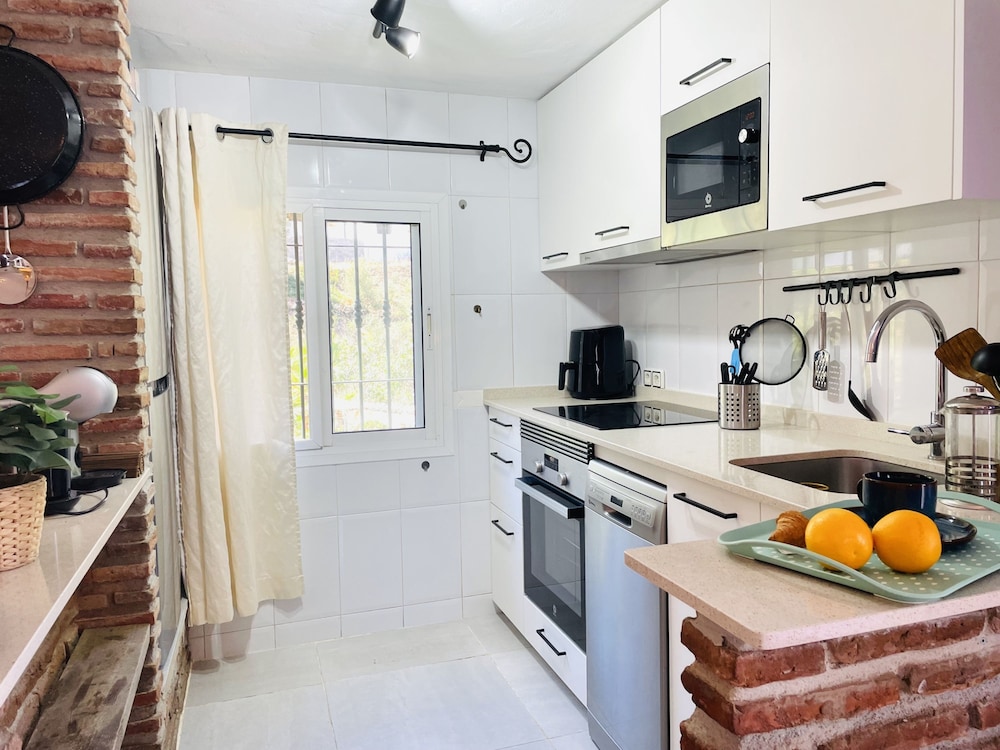 Villa Jina con Piscina by At Home Costa del Sol