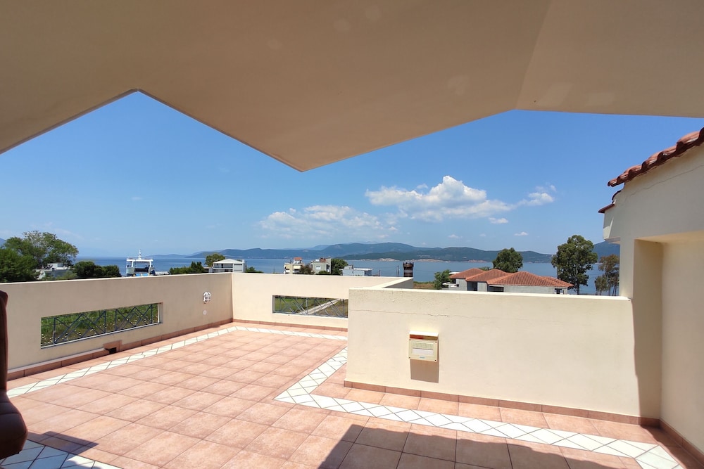 Agiokampos Luxurious Resort