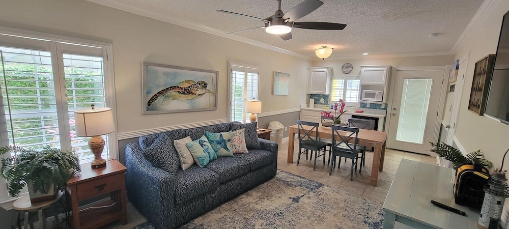 121 Snapper By The Sea 4 Bedroom Home