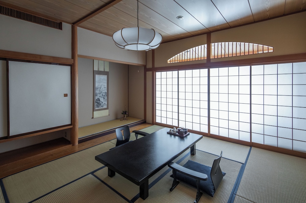 Fuefukigawa Onsen Zabou