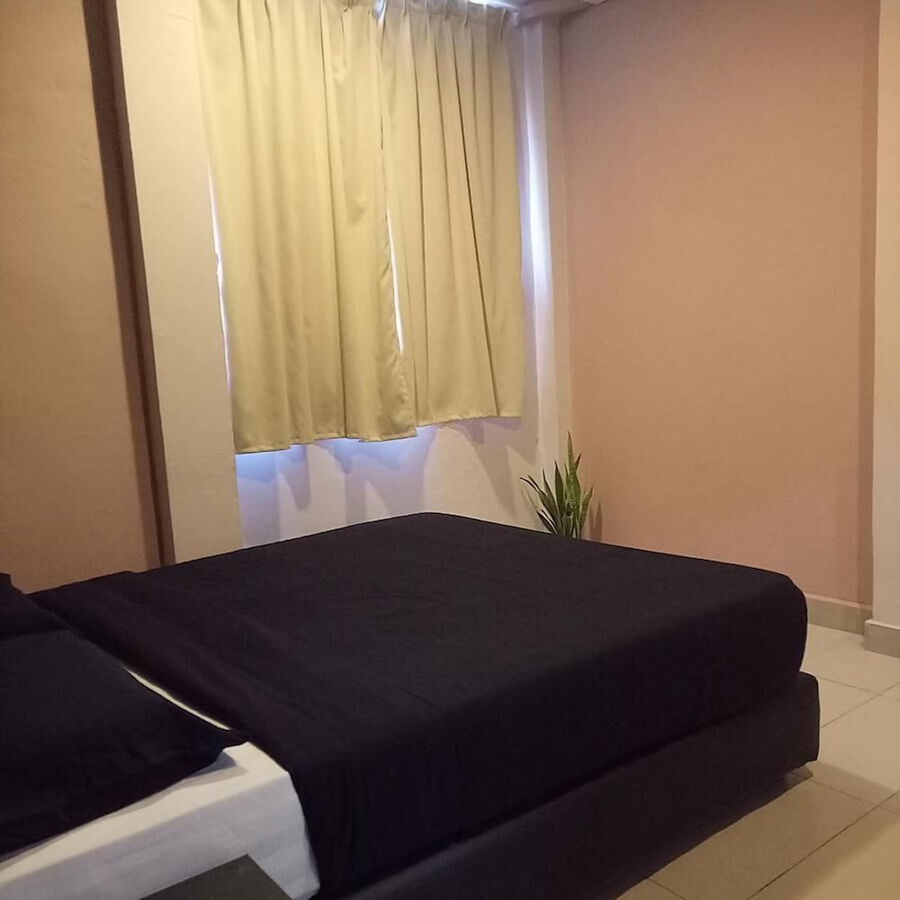 HOOD - Hostel