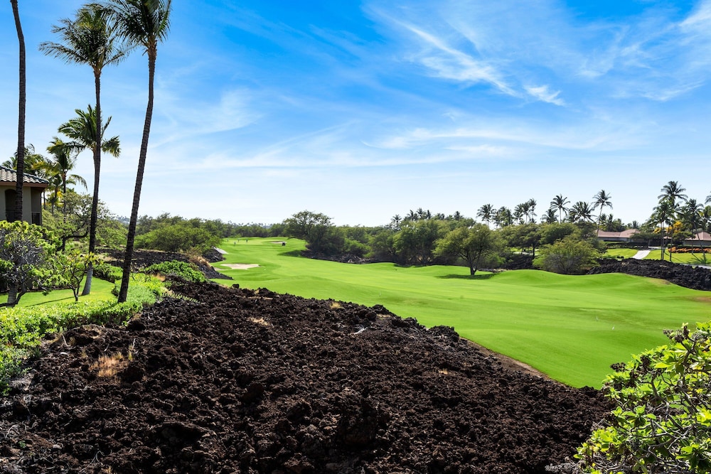 Golf Course View - Conveniently Located - Vrkcv