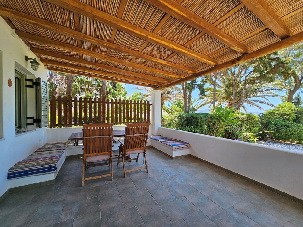 Skyros BnB Beach House Amaryllis view 5