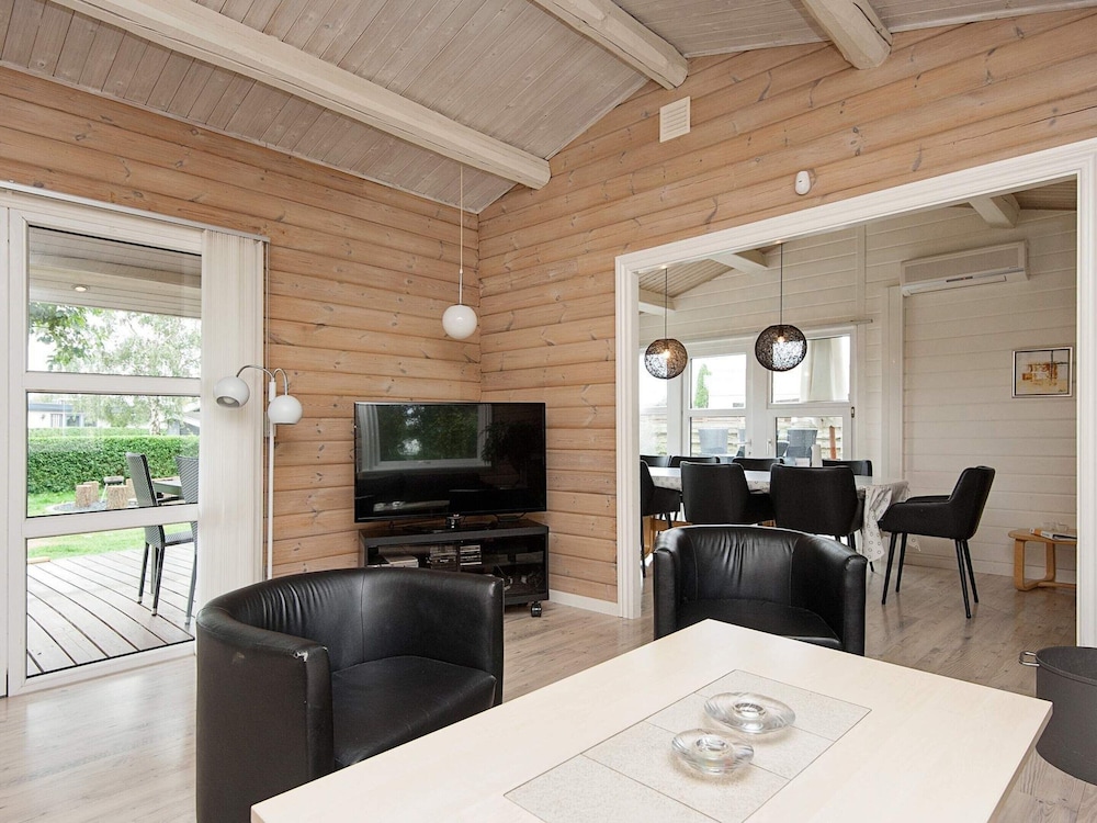 10 Person Holiday Home in Juelsminde-by Traum view 4