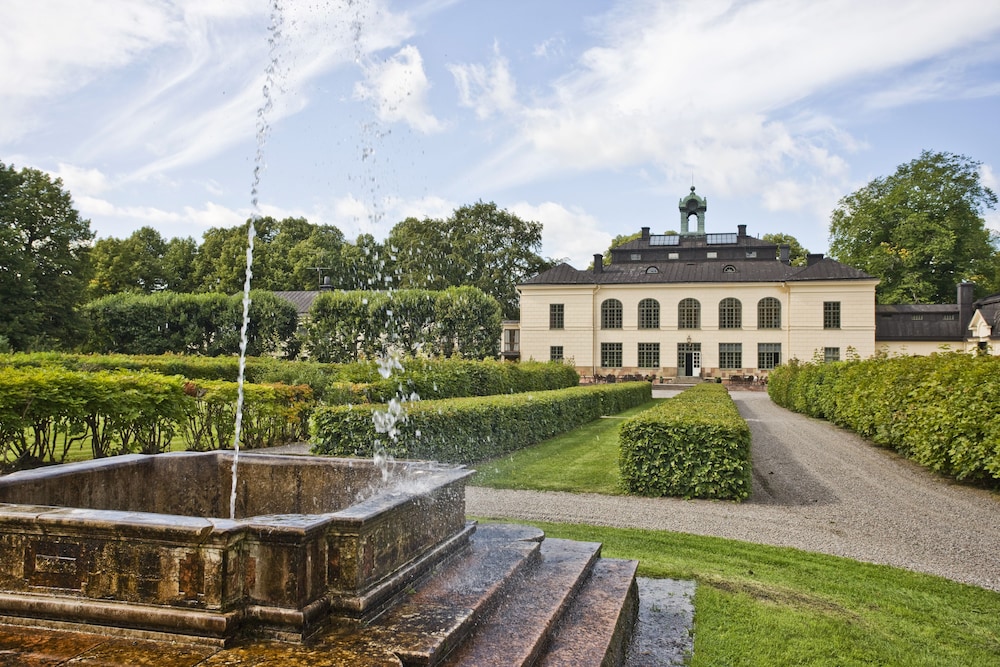 Hotel Näsby Slott - Image 1