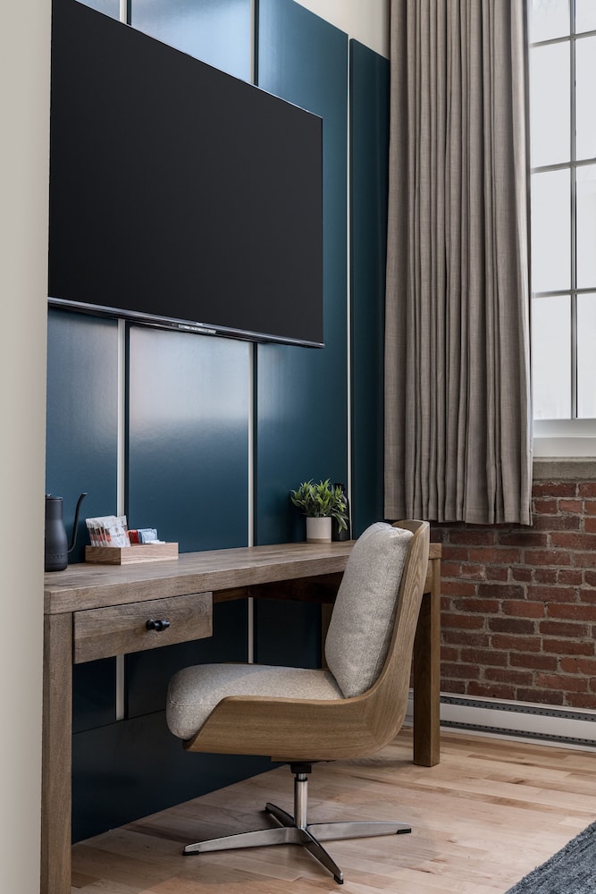 The Skowhegan By Kasa