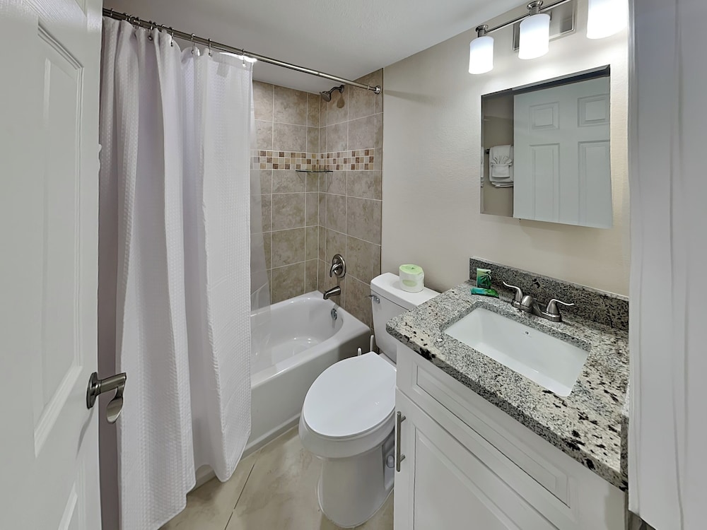 Seaside 4 by Distinctive Beach Rentals