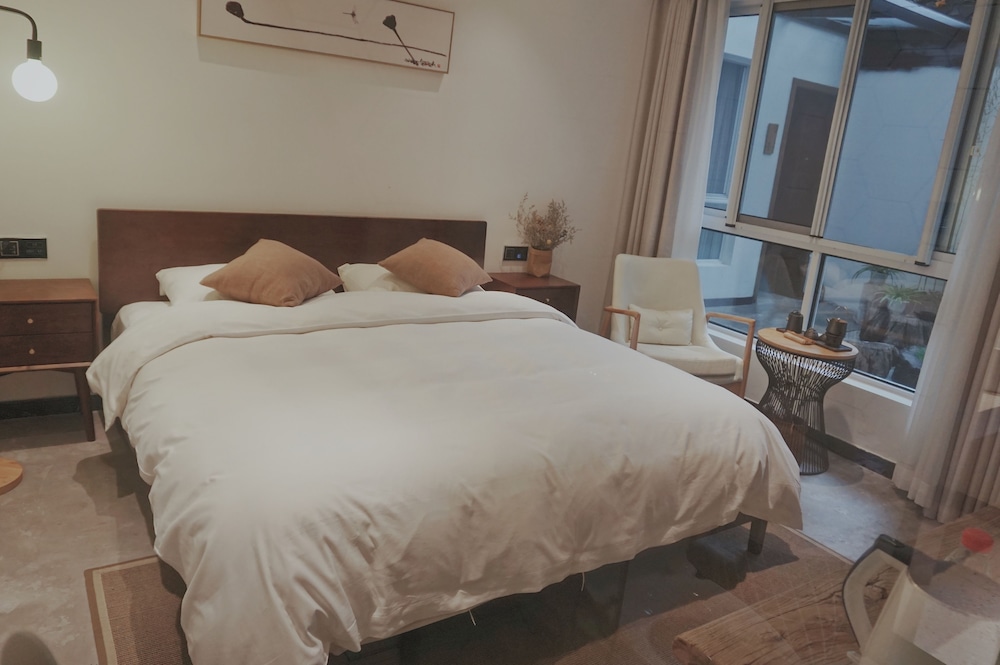 Suzhou Cloud Art Inn